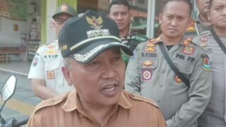 Hendak Ditertibkan, PKL di Weru Cirebon Ngaku Kerap ‘Dipalak’ Oknum